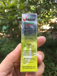 Dầu lăn thảo dược vfresh green tea 8ml Indonesia