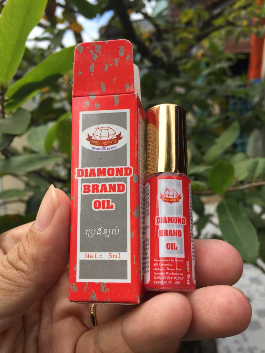 Dầu lăn Diamond Brand oil Thái Lan