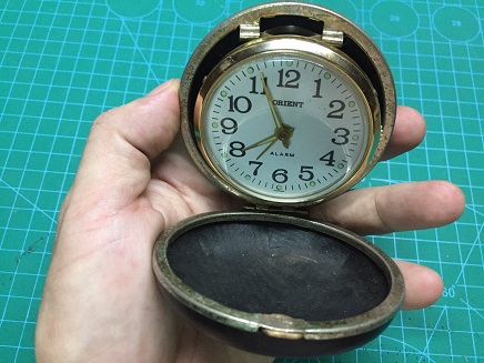 Đồng hồ báo thức orient xưa